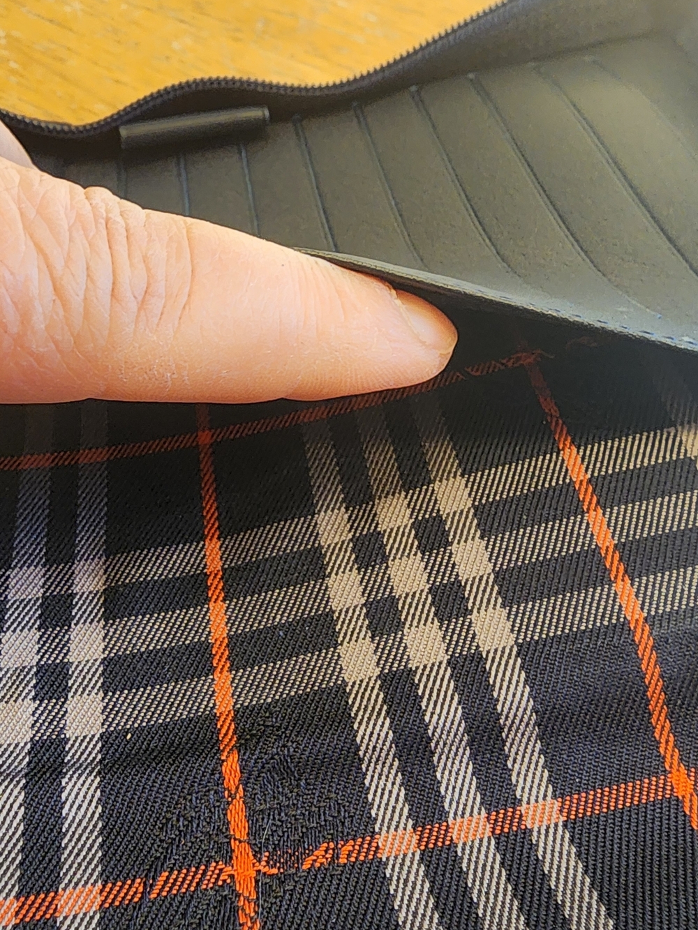 Burberry Black Leather Journal Cover - Picture 13 of 16